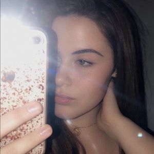 Meet your Posher, Sophia